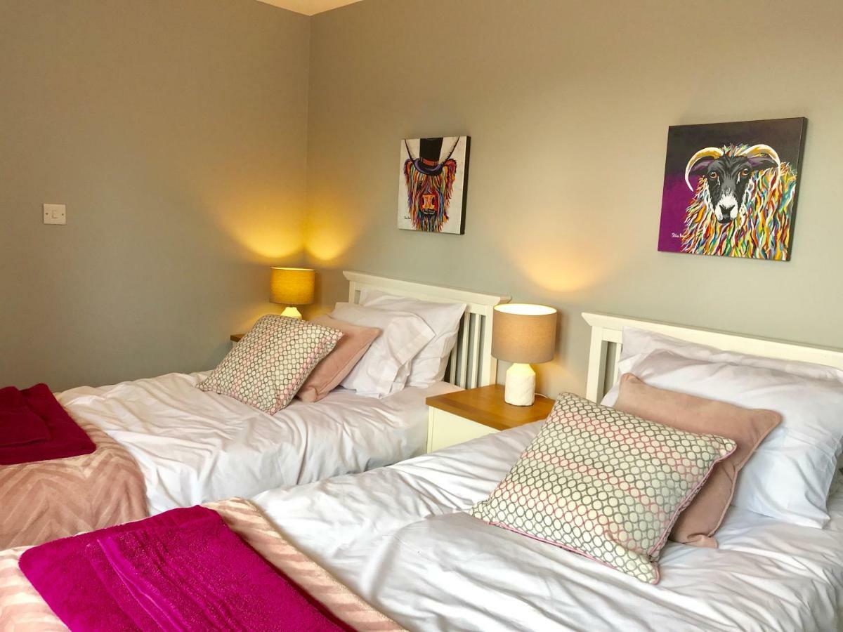 Hunters Lodge Exeter, Free Parking, Country Views, Great Wi-Fi, Large Garden Poltimore Экстерьер фото