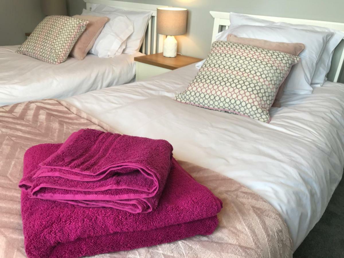 Hunters Lodge Exeter, Free Parking, Country Views, Great Wi-Fi, Large Garden Poltimore Экстерьер фото