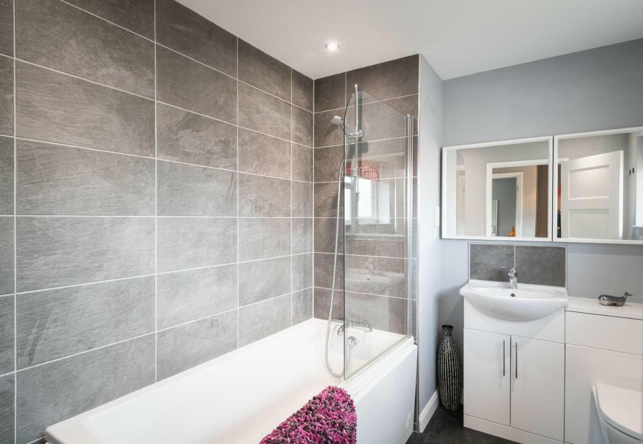 Hunters Lodge Exeter, Free Parking, Country Views, Great Wi-Fi, Large Garden Poltimore Экстерьер фото